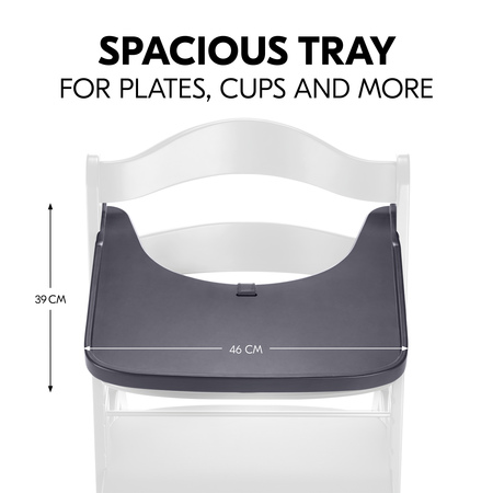 Spacious tray for your child to eat and play