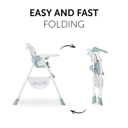 Comfortable highchair with smart folding system