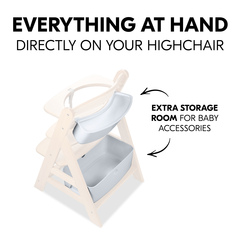 Everything at hand on the high chair