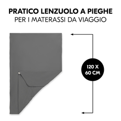 Pratico coprimaterasso per i lettini da viaggio